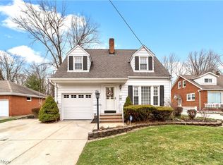 1984 Beverly Hills Dr, Richmond Heights, OH