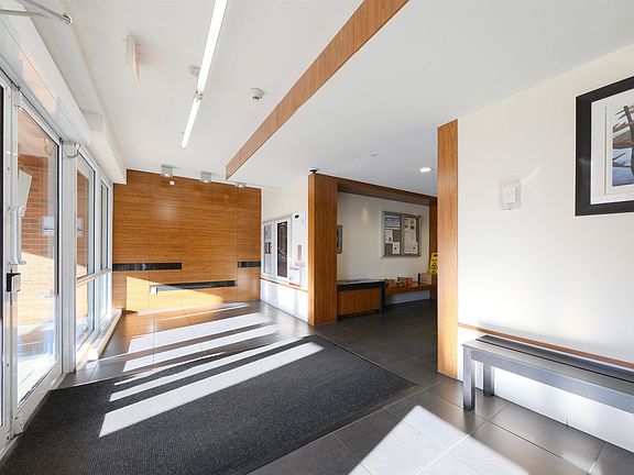 5th image of 8333 Anderson Rd #1102