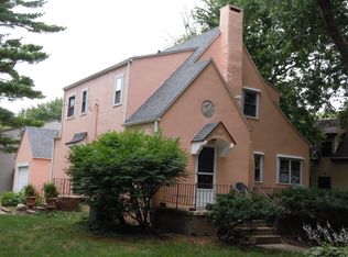 313 Royal Ct, Champaign, IL 61820