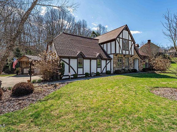 4th image of 746 Quail Hollow Dr