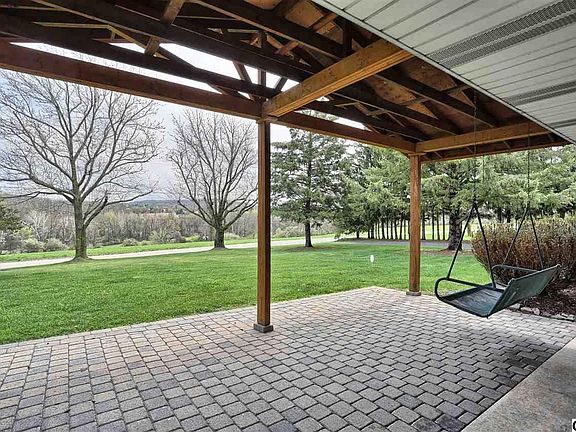 2nd image of 140 Dorsey Ln