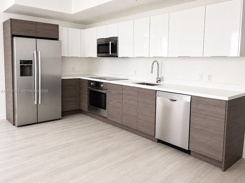 1st image of 1010 SW 2nd Ave Unit 1809