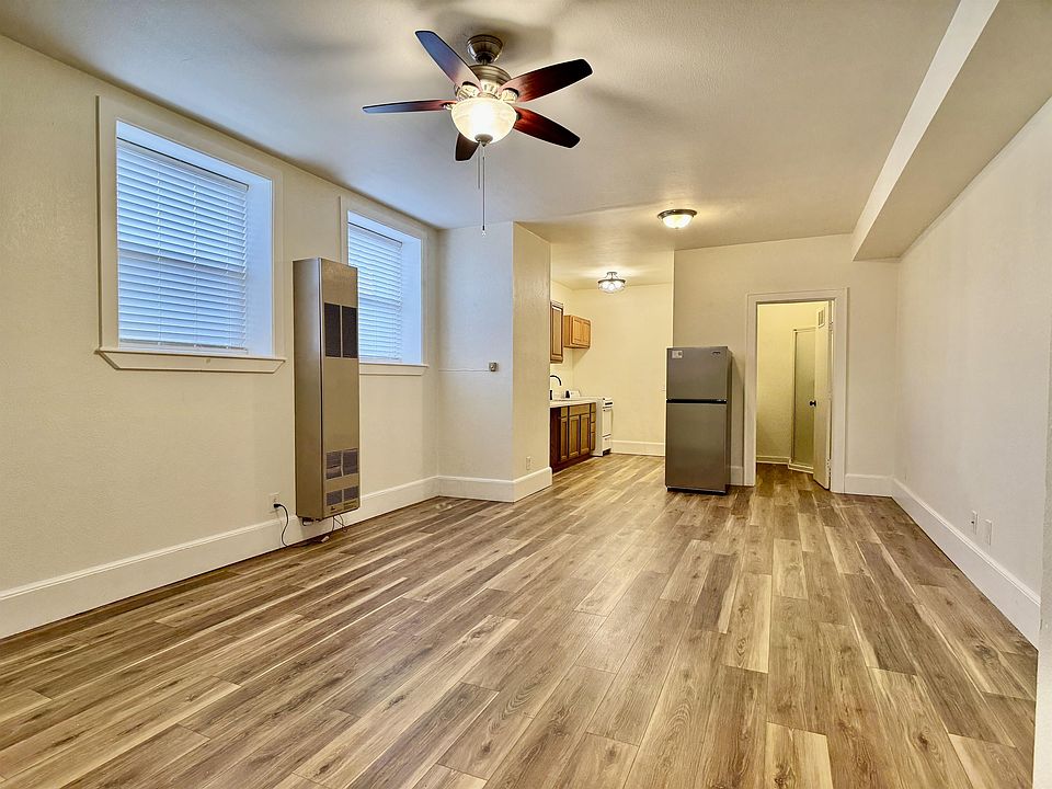 1st image of 517 E 4th St #11184567