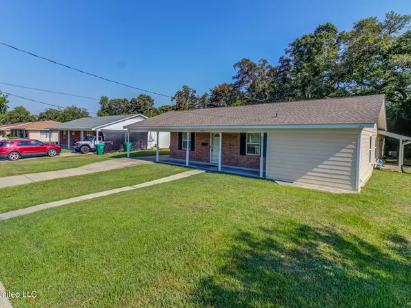 2202 North St, Gulfport, MS 39507