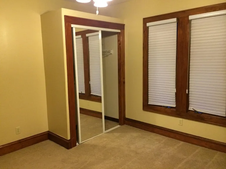 Main Bedroom-Closet