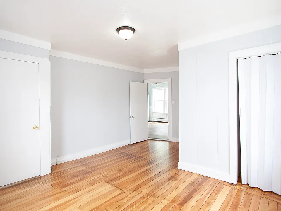 66 Cutler St #1