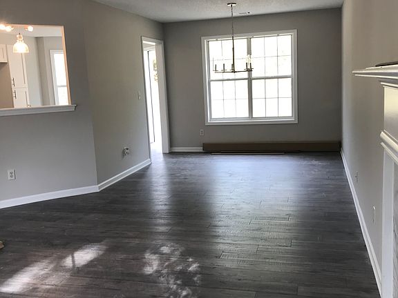4th image of 407 Pamela Ct