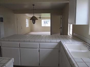 2nd image of 703 Wilson Ave
