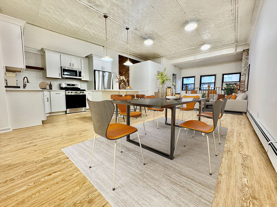 1st image of 178 2nd Ave Floor 2