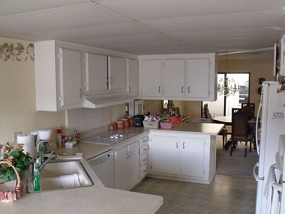 2nd image of 1601 Canyon Lk