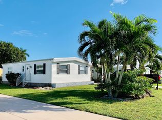 251 Pine Key Ln, Naples, FL 34114