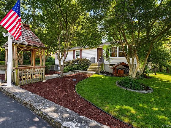 2nd image of 114 Laurel Hill Road
