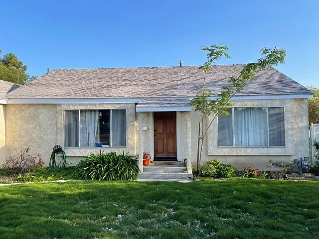 15252 Devonshire St — Photo 20