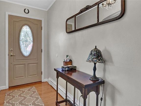 2nd image of 1 Franklin Ave