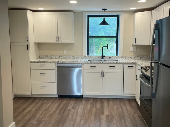 63 Court St #A, Machias, ME 04654