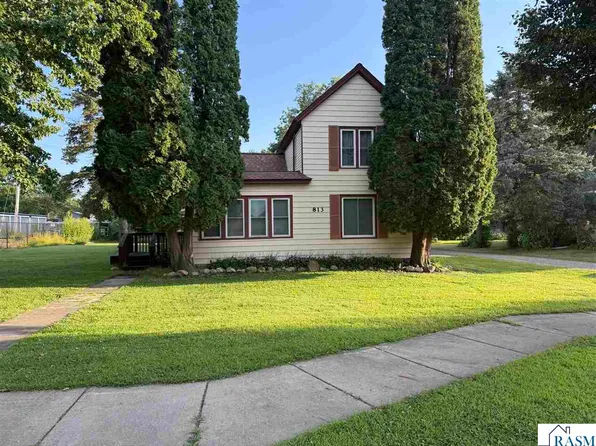 813 Broadway St, Cleveland, MN 56017