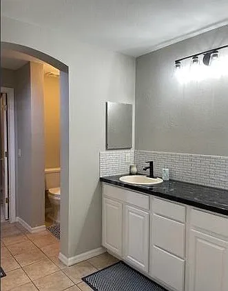 3806 SW 15th Pl — Photo 9