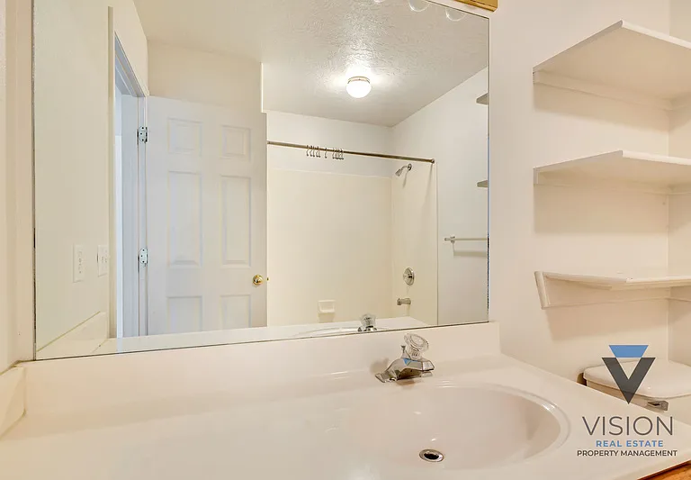 1343 S 1370 E — Photo 13