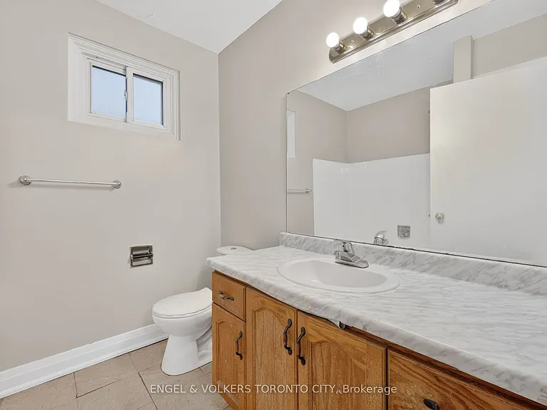 40 East St #14 — Photo 23
