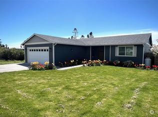 737 El Gato St, Coupeville, WA