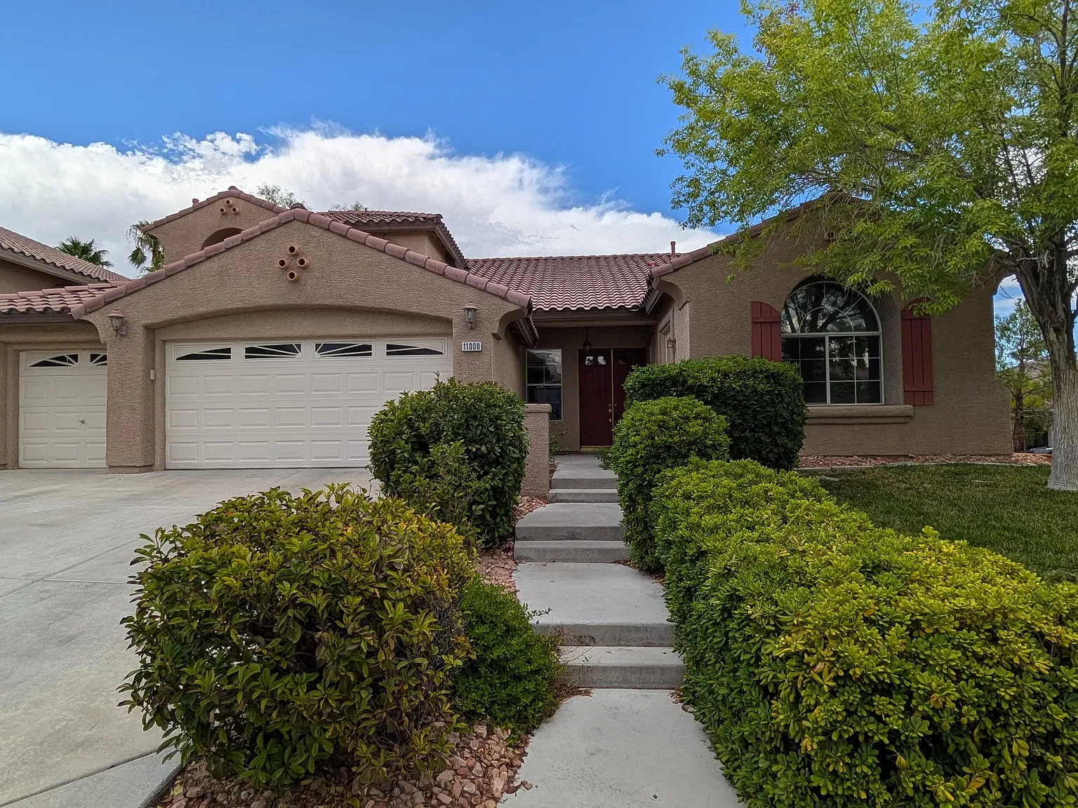 4 bed, 3188 sqft, $3,400 — Photo 2