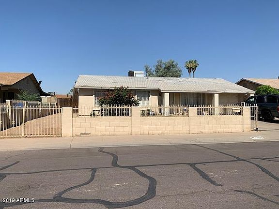 5th image of 2046 N 51st Dr