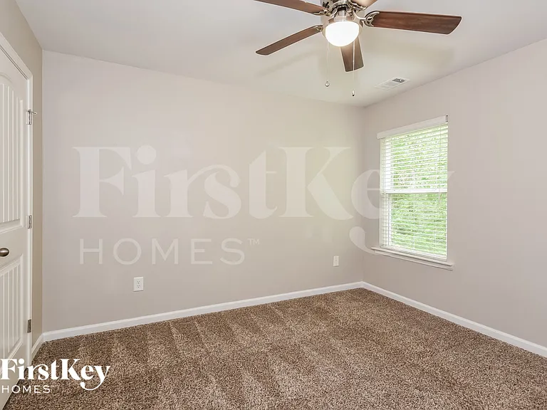 547 Winder Trl — Photo 11
