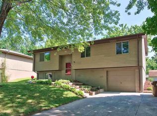 11911 N 157th St, Bennington, NE 68007