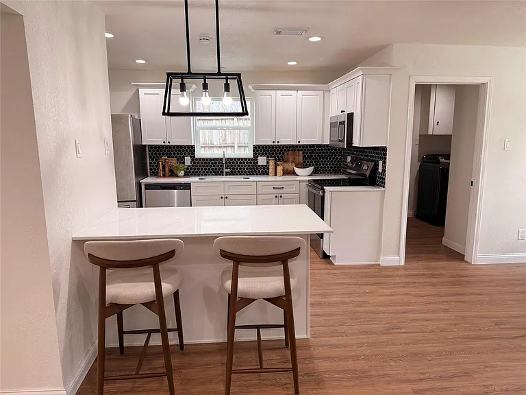 3303 Freshmeadows Dr — Photo 11