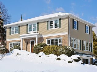 92 Fairway Ave, Verona, NJ 07044