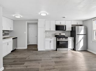 7913 Mildred Rd, Machesney Park, IL 61115