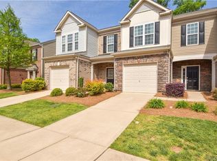 5928 Carrollton Ln, Charlotte, NC 28210