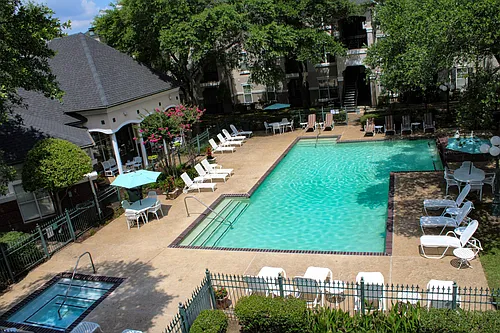 LaCrosse Apartments and Carriage Homes Photo 1