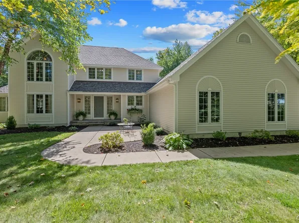 14 Casey Ln, Oswego, NY 13126