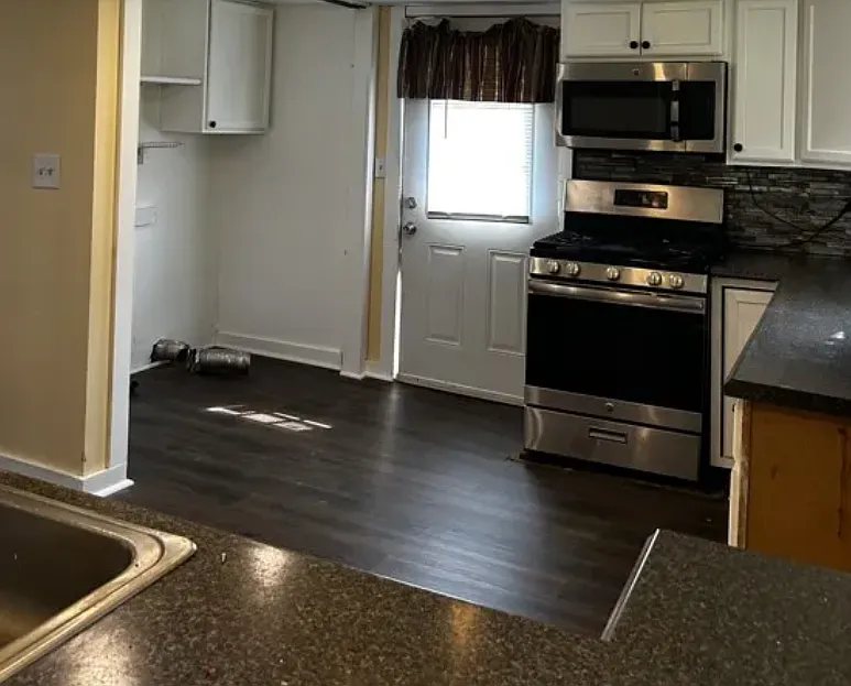 44 Benjamin Road - 1 — Photo 4