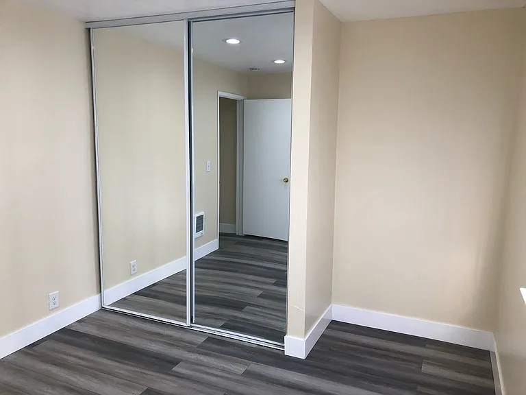 2732 Haste Street — Photo 52
