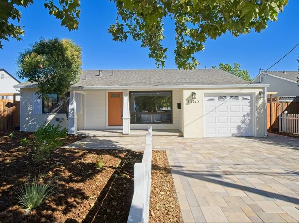 13742 Highwood Dr, San Jose, CA 95127