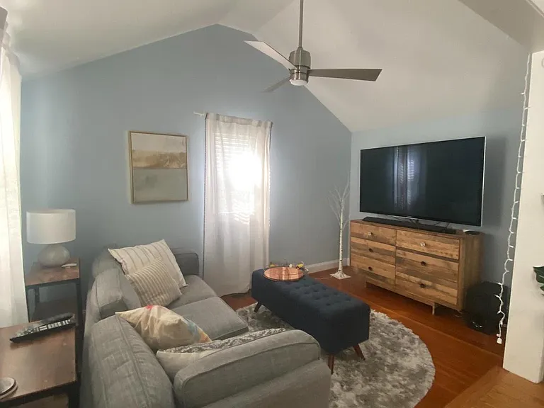 1202 President St — Photo 6