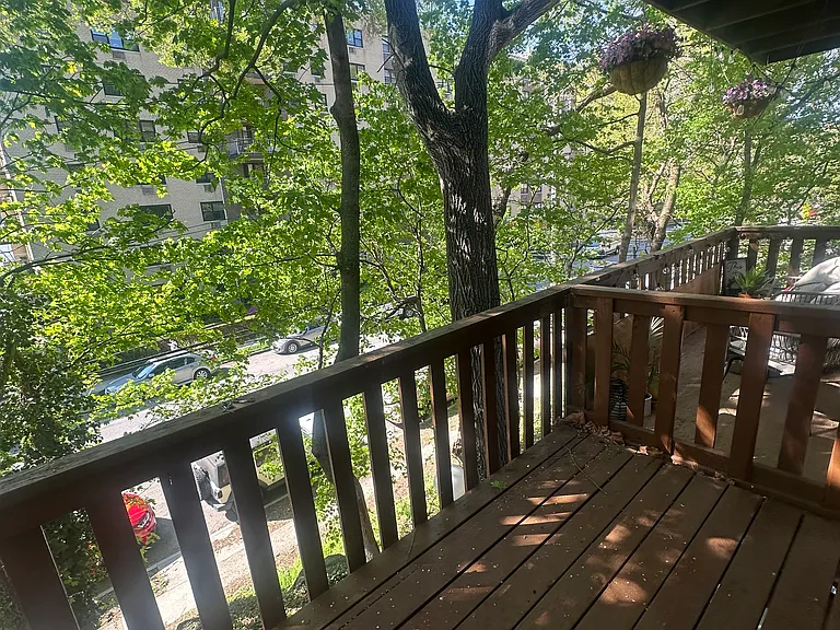 37 Odell Ave #3AA — Photo 9