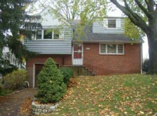 140 Hillside Ave, Bergenfield, NJ 07621