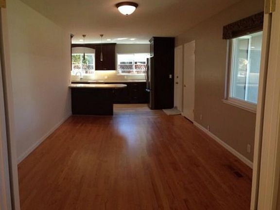 dining/family area into kitchen