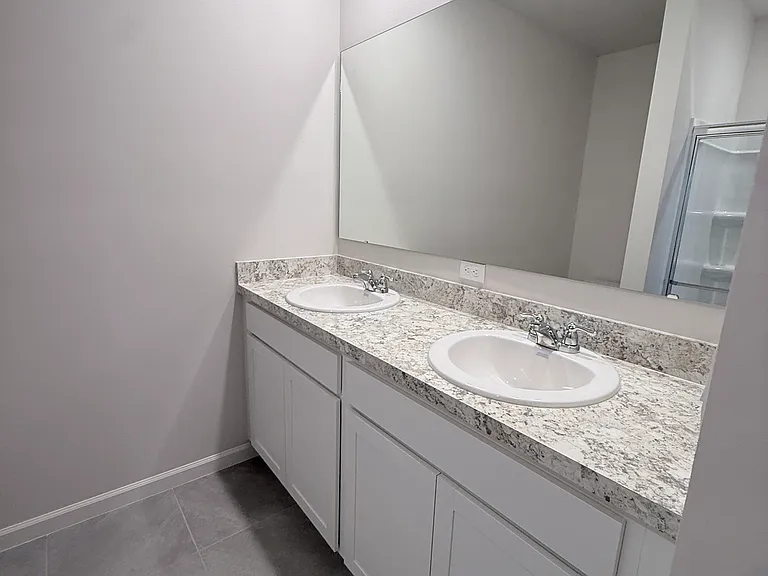 12134 SW Rimini Way — Photo 9