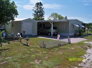 4711 Flamingo Dr, Saint James City, FL 33956