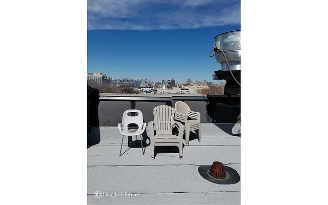 Rented by Douglas Elliman | media 7