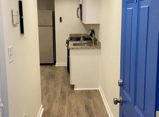 109 R St NE #B, Washington, DC 20002