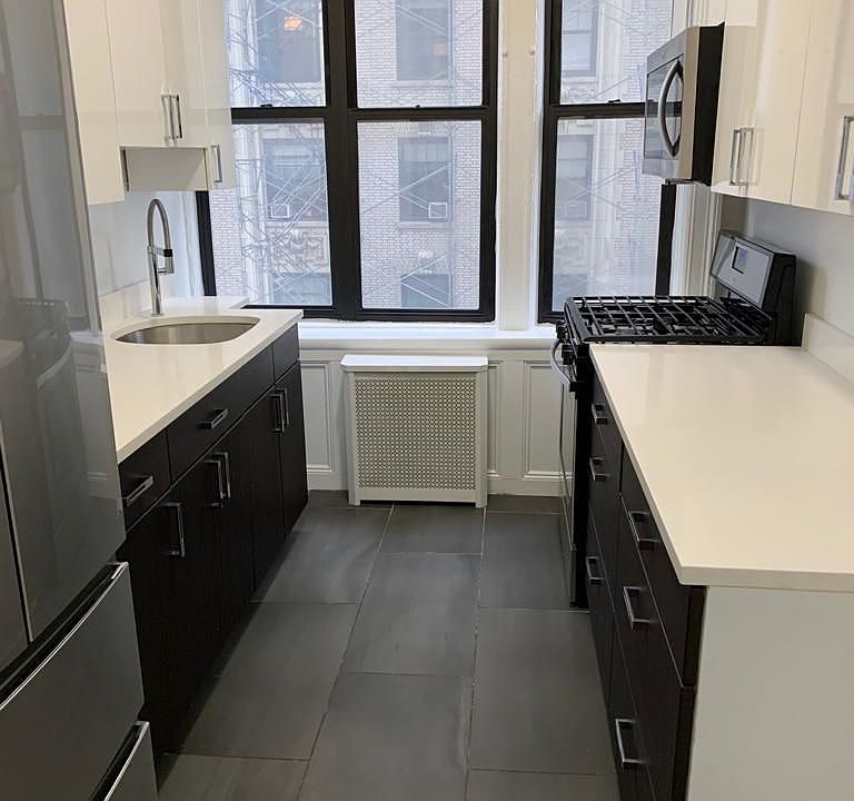 1st image of 220 W 98th St APT 5L