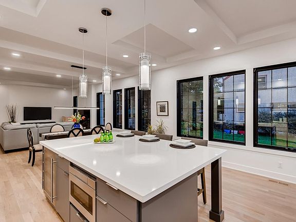 4th image of 5043 Ewing Ave S #100