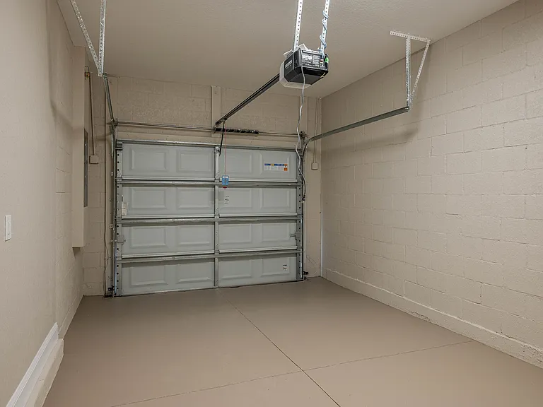 1029 Oak Hammock Dr #1 — Photo 21