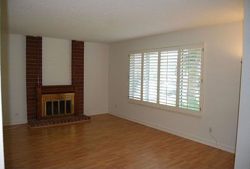 3rd image of 22925 Mulberry Glen Dr