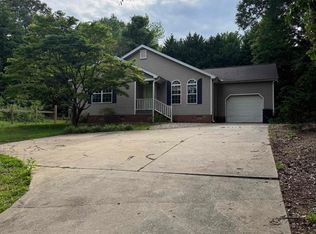 622B Old Dunham Bridge Rd, Greenville, SC 29611